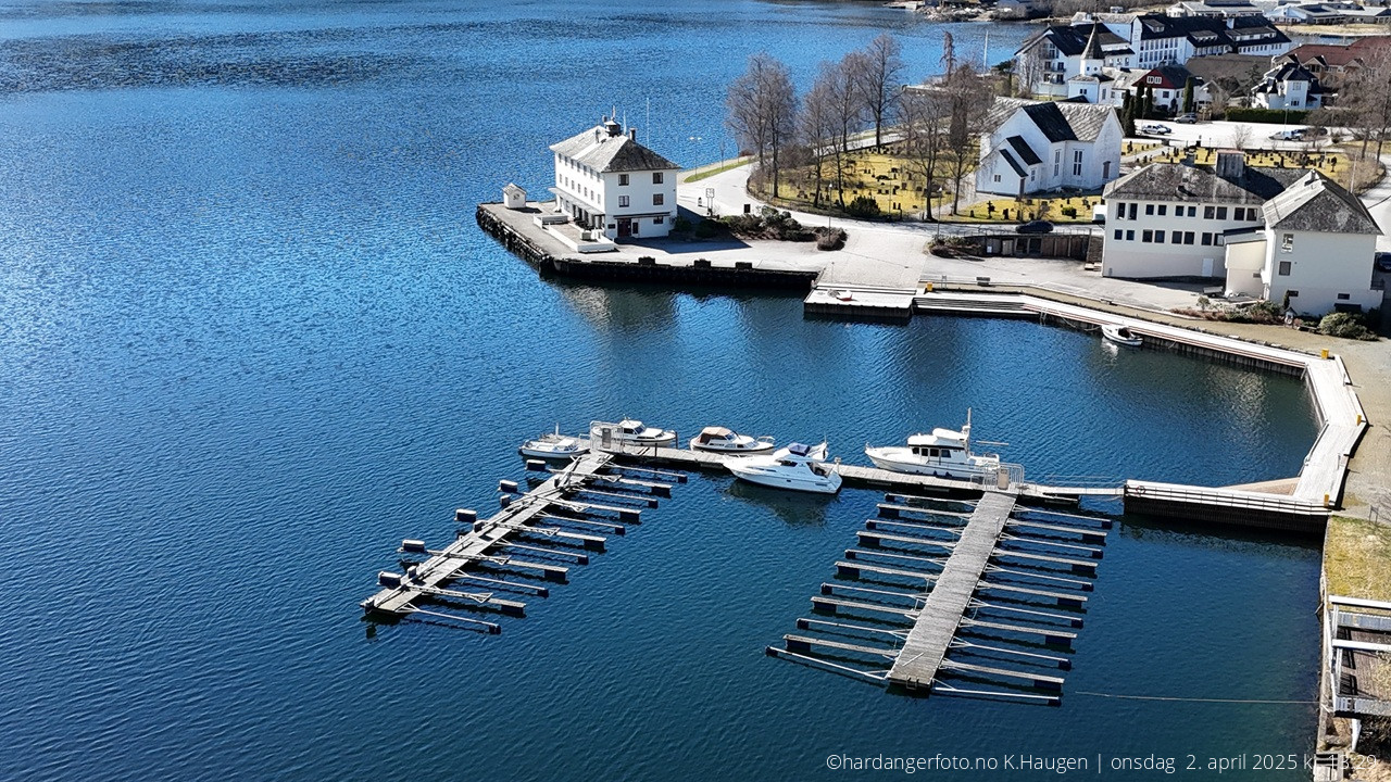 Ulvik Sentrum, Den Gr&oslash;ne Kafe, Ulvik B&aring;thavn