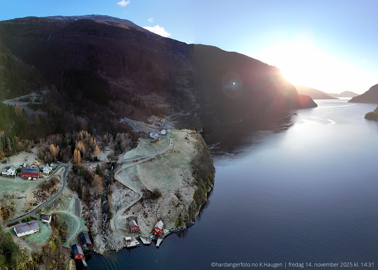 Hamre (Granvin) og Granvinsfjorden