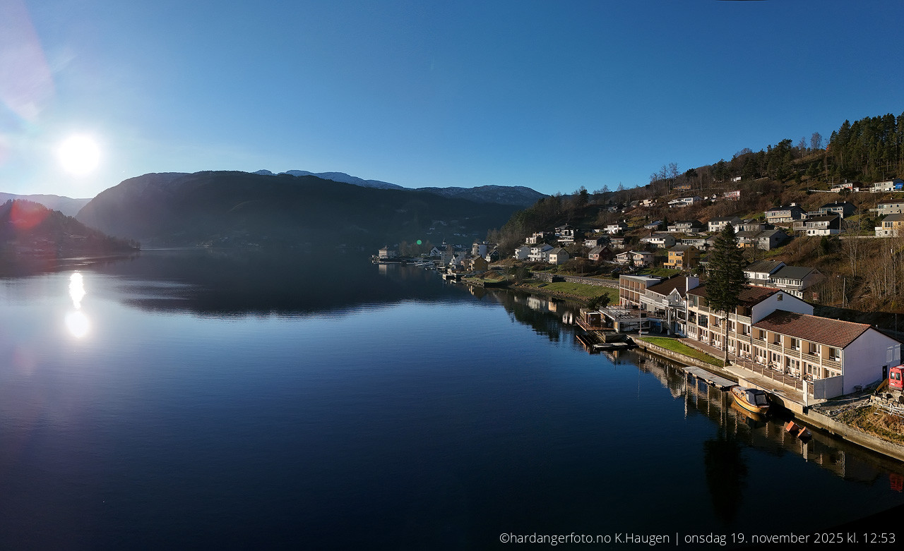 Ulvikafjorden og Strand Fjordhotel